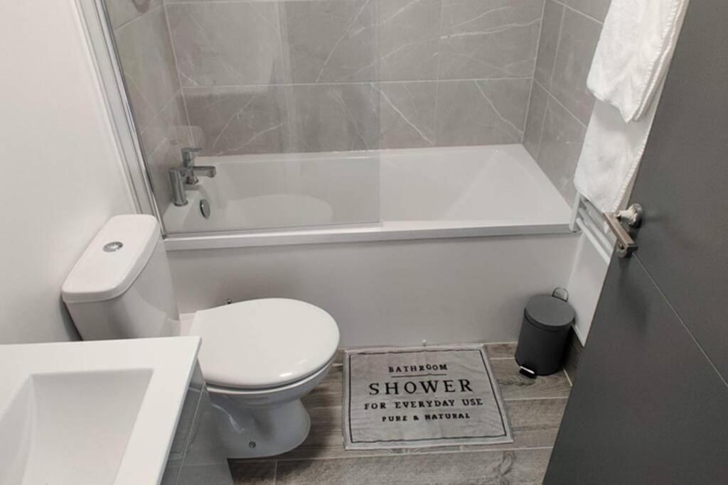 Brand New Designer Apartments In Liverpool - Newsham Park L6 외부 사진